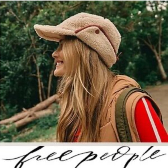 Free People Accessories - Free People Windchill Trapper Cap❤️ NWOT